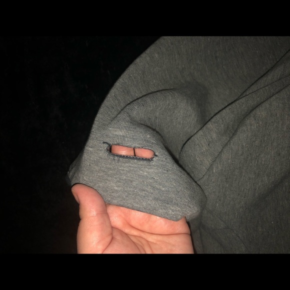 Nike sweater - Picture 4 of 4